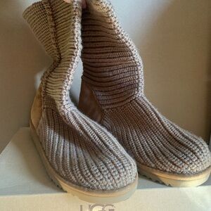UGG Kids Tan Knit Boots